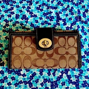 Coach wallet